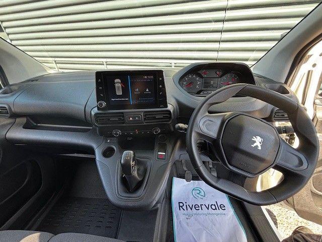 Peugeot Partner image 13